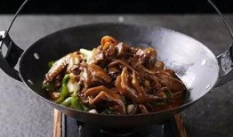 雪松家宴被爆料视频,揭秘豪门背后的奢华与争议