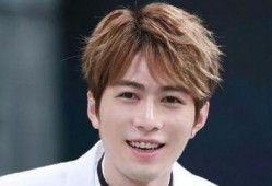 吃瓜娱乐圈男明星,娱乐圈男明星的甜蜜瓜事揭秘